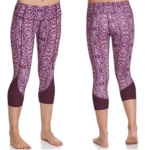 Apana Purple Printed Crop High Waisted Leggings Size Medium